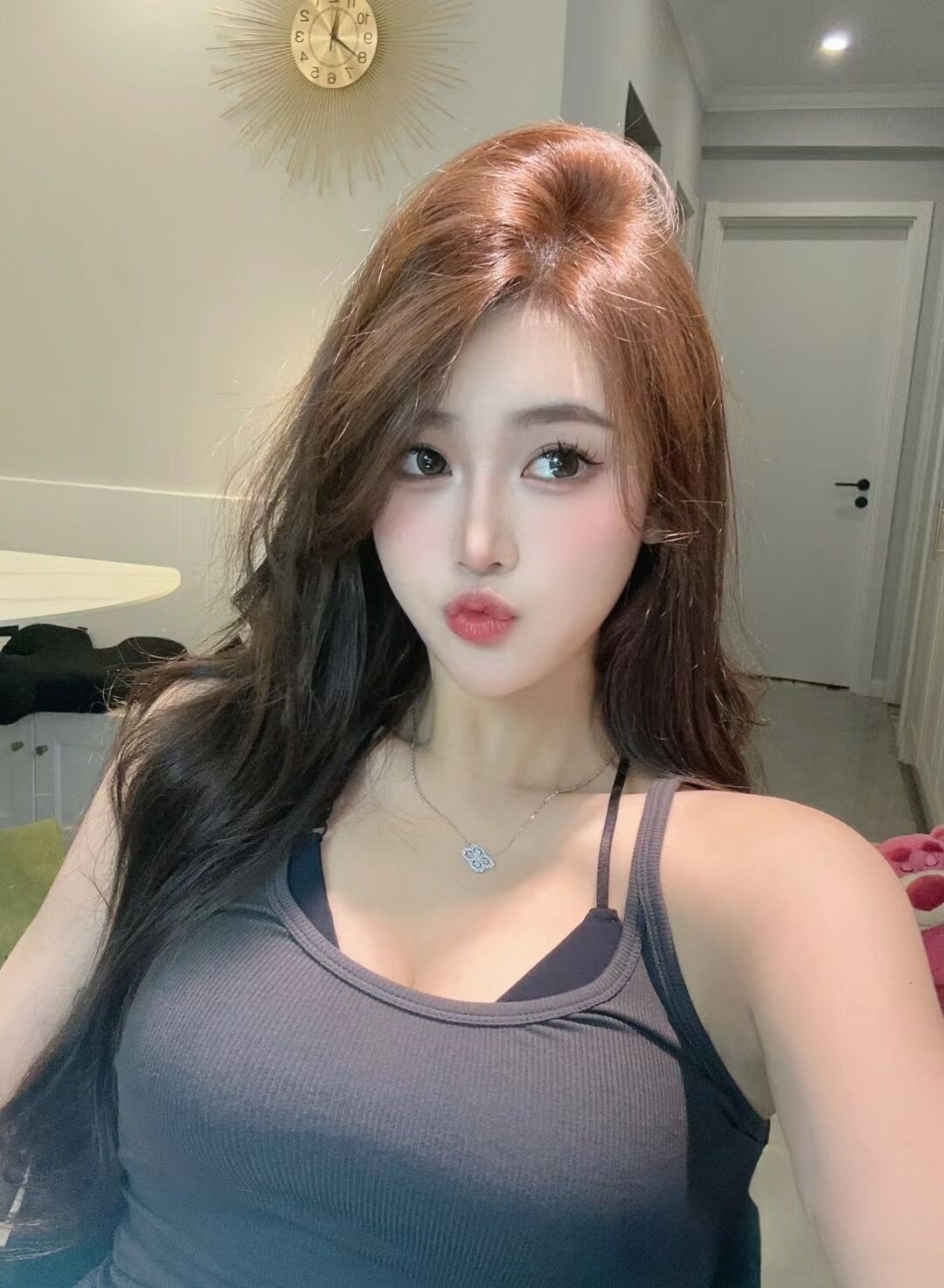 125199_TAH776U6DQZ48U2.jpg
